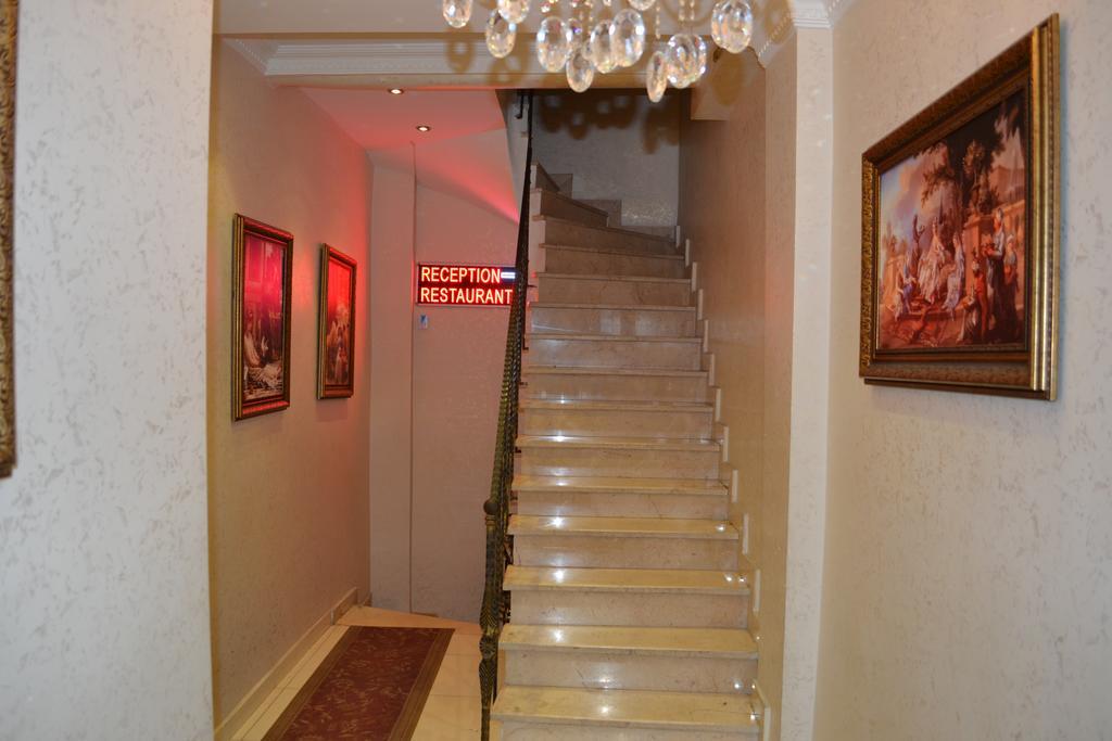 Hotel Fatih Istanbul Bagian luar foto