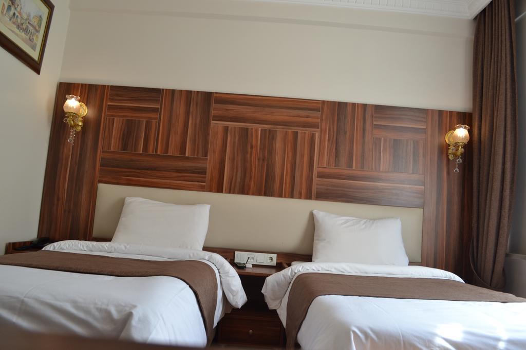 Hotel Fatih Istanbul Bagian luar foto