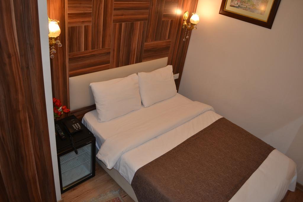 Hotel Fatih Istanbul Bagian luar foto