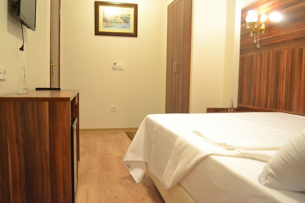 Hotel Fatih Istanbul Bagian luar foto