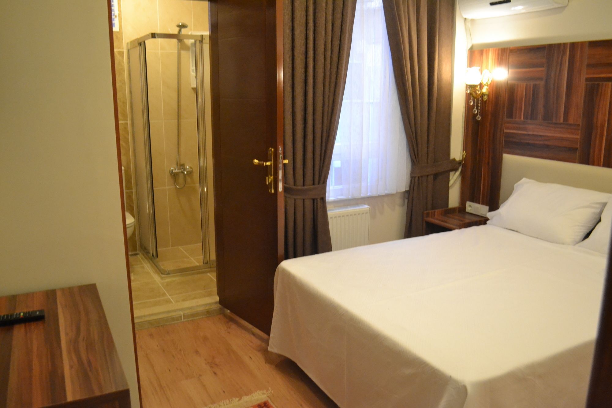 Hotel Fatih Istanbul Bagian luar foto